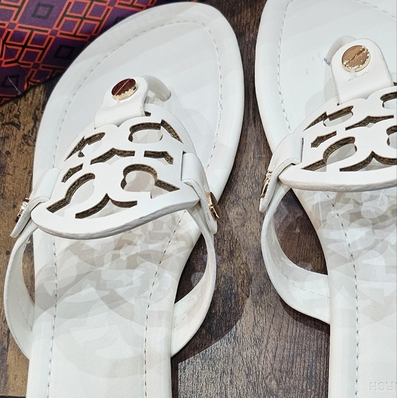 Tory burch flats - Picture 2 of 5